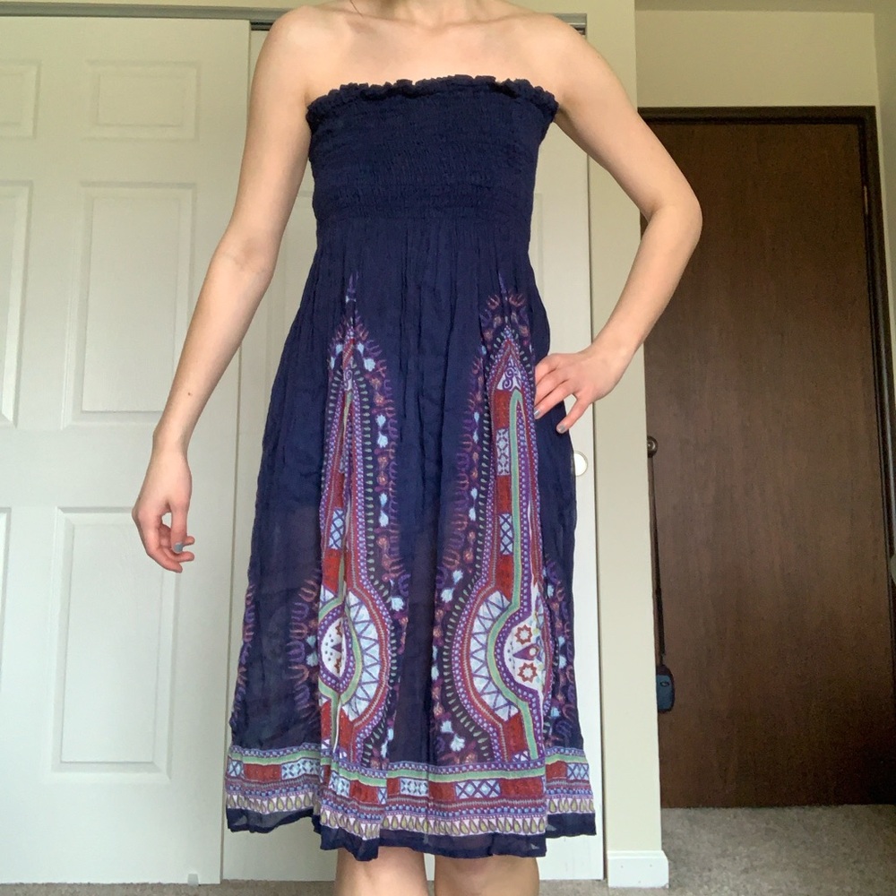 Blue strapless dress